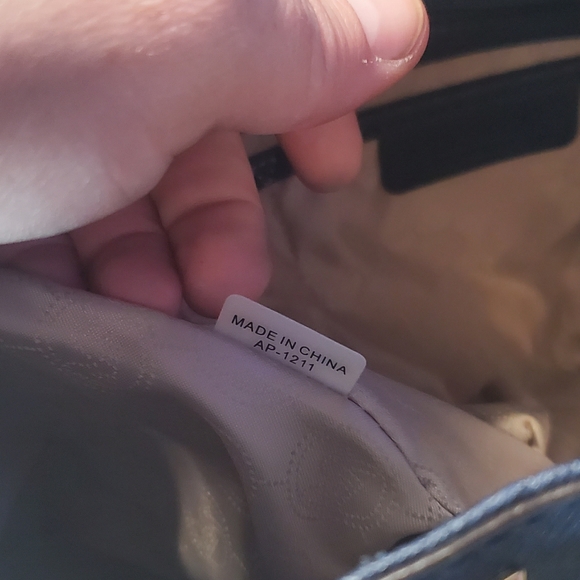 Partial set of studded michael kors hamilton bags - Picture 9 of 14